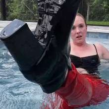 WetlookFashion: Mandi Trains for Swimming Competition