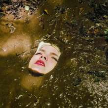 QS4Ever: Mary Hidden Under Fallen Leaves