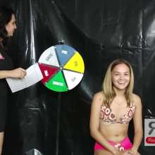 Ready2Wam Studio: Messy Wheel Of Fortune: Quiz Game