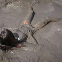dlodoski: Nina, Mud Glamour in the Rice Paddy--Photos