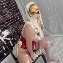 Messygirl: Pie Me Hard