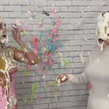 Messygirl: The Great Race Pie Fight