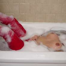 DMarieAllWet: Washing My New Red Jeans