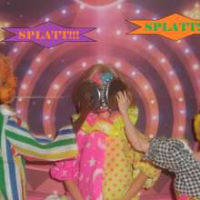 Twilight Man: The Diminutive Divas:  Clownin' Around
