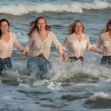 soakher: Jeans in the ocean