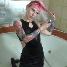 Get Your Snaps: Pinkie gets wet in black cocktail dress and panty hose