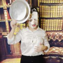 Brattyshortcakes: Boss Bratty Pies and Glaze on Face Bonus