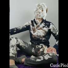 Cutiepied-production: Charles 8 : Hot Guy with Two (messy) Left Feet
