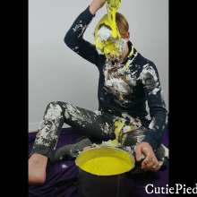 Cutiepied-production: Charles 8 : Hot Guy with Two (messy) Left Feet