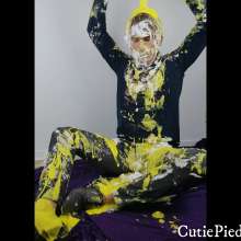 Cutiepied-production: Charles 8 : Hot Guy with Two (messy) Left Feet