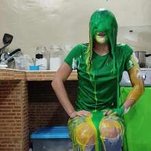 Ready2Wam Studio: Diana Loses a Bet and Gets Punished