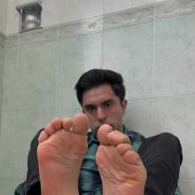 MessyGuys: Feet Lover Covers Himself in White Slime and Eggs