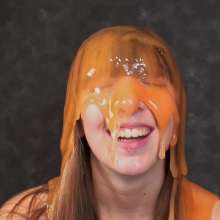 noise: Heidi Is Pretty In Orange And Green Slime (Remastered)