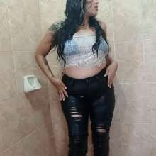Hikari-Studio-Wam: Hikari Takes a Shower with Her Latex Boots and Jeans