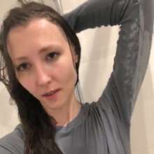 007buddy: Lilit in Grey Dress