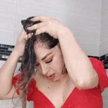 007buddy: Jeany is Back in Red