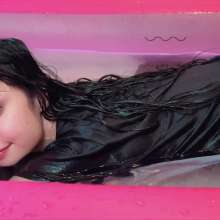 Wet Live Team: I Was Immersed in the Wet Euphoria of Wetlook in the Pool