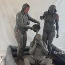Alana SexyMessyBabes: Muddy 3 Fun