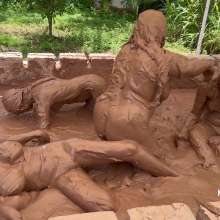 Messygirl: Mud Zombies