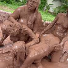 Messygirl: Mud Zombies