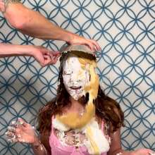 Slimed Models: Nia Gets Pied