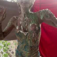 Splat Network: Savannah's Messy Yoga