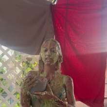 Splat Network: Savannah's Messy Yoga