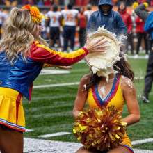 Sleazoid44: Pied Cheerleaders