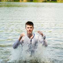 WetlookerUpdates: Wet guys on Wetlooker!