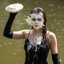 Sleazoid44: Gunning for You with pies