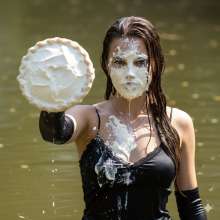 Sleazoid44: Gunning for You with pies