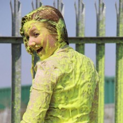 LisaMoomin: Amy's Sprayed With Gunge!