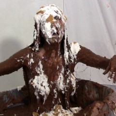 Messygirl: Pics from a new Messygirl Download