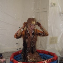tonyhill: Messy Jessie - Messy Business Suit (30 minute video as well!!)
