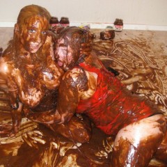 wamfgcom: Knockers and Nutella!