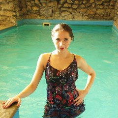 Perfectwetlook: Veronika Swims in Dress