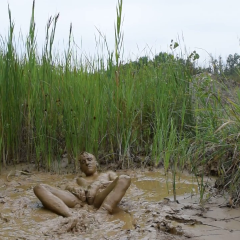 RyuuWammer: Video: Mud Fun in the rain