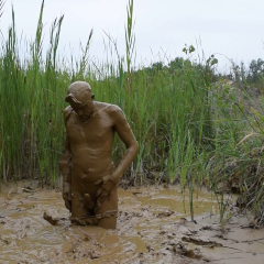 RyuuWammer: Video: Mud Fun in the rain