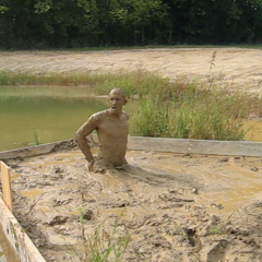 RyuuWammer: Video: Its a Muddy Life for Me