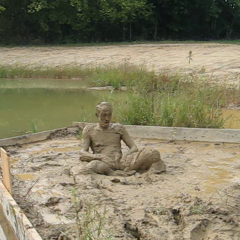 RyuuWammer: Video: Its a Muddy Life for Me