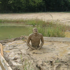 RyuuWammer: Video: Its a Muddy Life for Me
