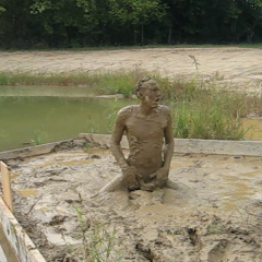 RyuuWammer: Video: Its a Muddy Life for Me