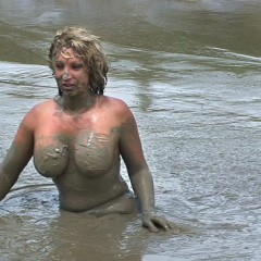 FOXY: Blonde Yulia in deep mud