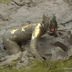 FOXY: Jump in mud ... New video