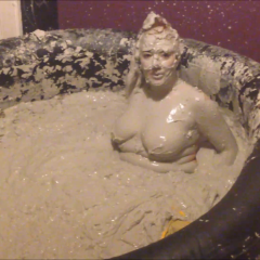 CandyCustard: Mypierogative gets off on the mud in my heated mud pool