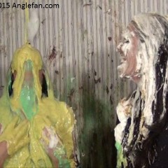 Anglefan.com: Kellie gets messy with her new friend.