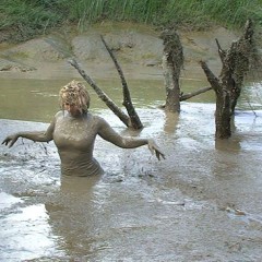 FOXY: Total immersed in mud