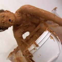 Messygirl: Two new hot downloads added