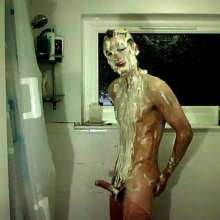 sewersyd: Messy Cock