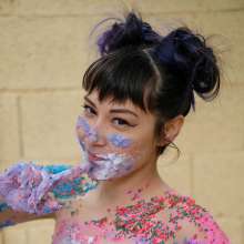 messyhot: Sweetheart Makes a Christmas Cake Mess